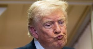 Così Trump si crea una via d'uscita