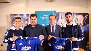 Aisar y Jacobo, presentados como nuevos jugadores del Real Oviedo: 