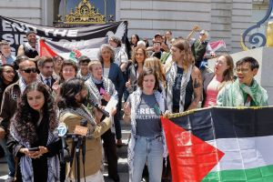 I did a legal analysis of the Golden Gate Bridge protester case. Here’s what I found