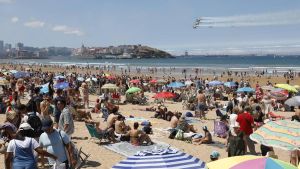 Vuelos acrobáticos nocturnos y con efectos pirotécnicos, la gran novedad del Festival Aéreo de Gijón, que celebrará 