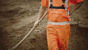 Kristeligt Dagblad mener: 35 mennesker om året dør, mens de er på arbejde. Hvornår ændrer vi kulturen?