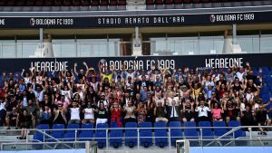 Vetrine Rossoblù, grande festa allo stadio Dall’Ara: trionfa la pizzeria ‘Il Delfino’ con 18mila voti. “Un’edizione straordinaria”