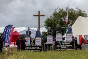 Polish nationalists protest commemoration for Nazi-era Polish massacre of Jews