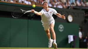 Sinner senza pietà: batte Djokovic e torna in finale a Wimbledon