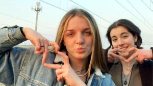Giorgia e Milena falciate a bordo strada a Brivio: “Si doveva evitare una tragedia simile”