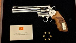 Los presidentes de las pistolas de oro