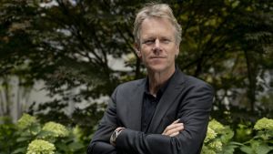 Hoe dans je met een dictator? ‘Gebruik sancties én vleierij’, zegt deze Duitse historicus