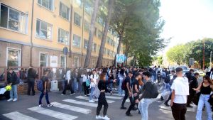 Istituto tecnico ’Serra’. La carica dei diplomati