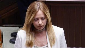 Meloni non si fida. Sullo Stabilicum teme sorprese da Lega e FI (ma pure da FdI) e mobilita tutti i parlamentari