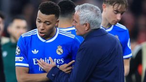 Mou y Mbappé