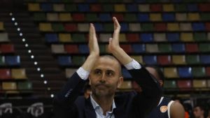 El Alimerka Oviedo Baloncesto, casi 3.500 socios y la plantilla a punto tras una reconstrucción obligada