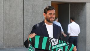 Sassuolo Estate finita, Aquilani dai tifosi