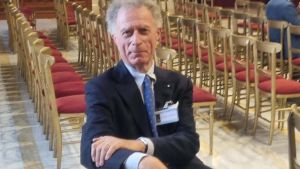 La vita di Mauro Moretti in cella. Il fratello Marco: 
