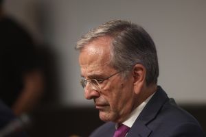 Ο πονοκέφαλος του Μαξίμου