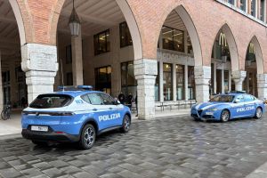 Ferrara, conto salato e tentano la fuga dal ristorante: cameriere colpito con un pugno