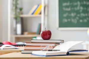 Readers sound off on paraprofessional pay, Midtown gridlock and coupons