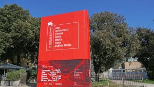 Padiglione Russia, l’Ue revoca due milioni di fondi alla Biennale
