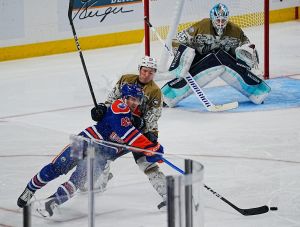 Former Oilers draft pick Matt Copponi signs with AHL Marlies