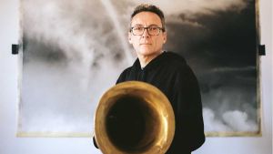 L'ascolto e l'attesa. L'arte di andare fuori tempo secondo Francesco Pedrini