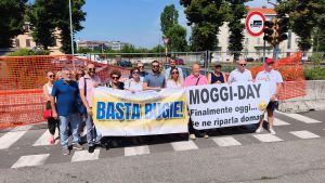 Festa di ringraziamento per il ponte che non c’è in viale Ludovico il Moro