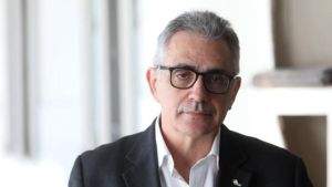 Pregliasco: l’anno scorso 579 morti a Napoli. Ora proteggere i fragili