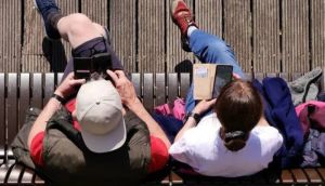 AI is driving experts away from online communities, research finds