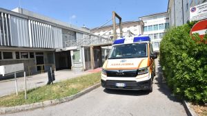 Dottoressa aggredita alle spalle in Pronto soccorso: «Più sicurezza negli ospedali»