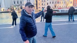 Spinto durante la lite al bar, sbatte la testa e muore: ecco chi era la vittima