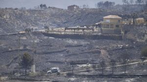 La zona cero del incendio de Almería incumple la obligación de tener plan de emergencias