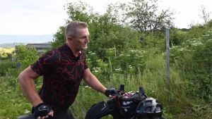 Planira farmu i etno-selo: Poslije 35 godina u Švajcarskoj vratio se kući biciklom, razlog će mnoge će dirnuti
