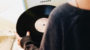 ¿Per què ara comprem més vinils si el CD sona millor i és més barat?