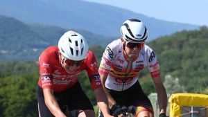 El asturiano Benjamín Noval pierde el maillot amarillo del Tour Valromey tras otra escapada incontrolable