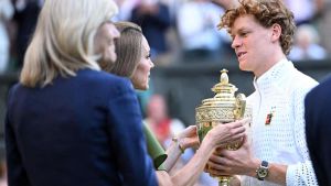 King Sinner, soffre e rimonta Zverev: Wimbledon è suo per il secondo anno consecutivo /