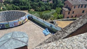Dormitorio Orti dei Tolomei, ancora segnalazioni. Controlli della Volante