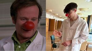 Pierulisse Parora, clown-confidente nelle Rsa: “Ascoltare gli anziani per me è un dono”