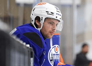 Sunday Scramble: There’s nothing wrong starting Isaac Howard in the Oilers top-six next season