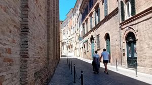 Parte oggi la ztl estiva nel centro di Recanati