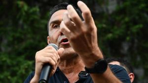 Roberto Vannacci è il pifferaio magico dell’estremismo