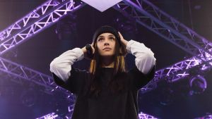 Nuova Scena, Jacq Romeo sul palco di Netflix: «Il rap è la mia terapia della rabbia»