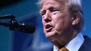 Trump zinspeelt opnieuw op inname Straat van Hormuz