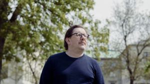 Simon Emil Ammitzbøll-Bille: Vi er trætte af konstante opdateringer om krig. Og vi bliver mindre og mindre påvirkede