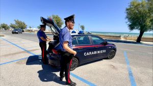 Ancona, duro colpo al mercato della cocaina: due arresti a Senigallia e pioggia di denunce