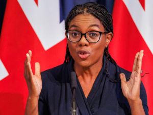 Kemi aims to make tragic old Britain great again