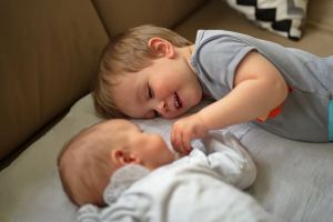 Mom explains how her two children were conceived at the same time but born three years apart