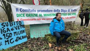 La diga dei desideri, Vetto muove i primi passi. E gli ambientalisti ricorrono al Tribunale