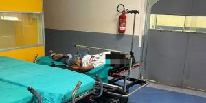 Livorno, dopo il malore e il soccorso si sveglia e fa la doccia in ospedale