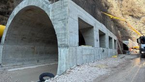 Chiude la regionale 50 per il cantiere Pala Rossa a Lamon: i percorsi alternativi
