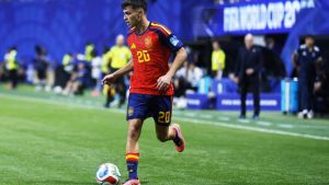 Roberto Gómez abre la puerta a una sorpresa de Luis de la Fuente: 