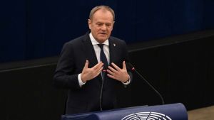 „Malo verovatno da će mir u Ukrajini biti uskoro postignut“: Tusk tvrdi da će Rusija produžiti rat bar do početka zime