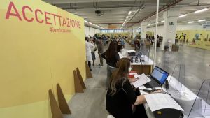Finti vaccini ai No Vax, infermiera a processo